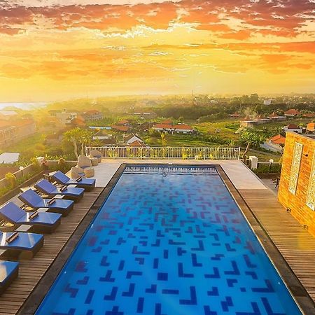 Canggu Dream Village Hotel And Suites Екстериор снимка