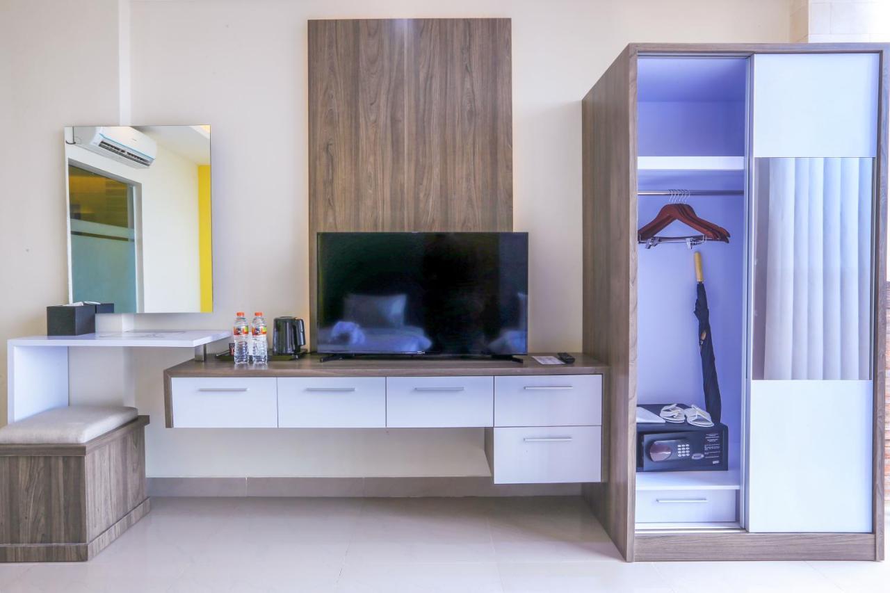 Canggu Dream Village Hotel And Suites Екстериор снимка
