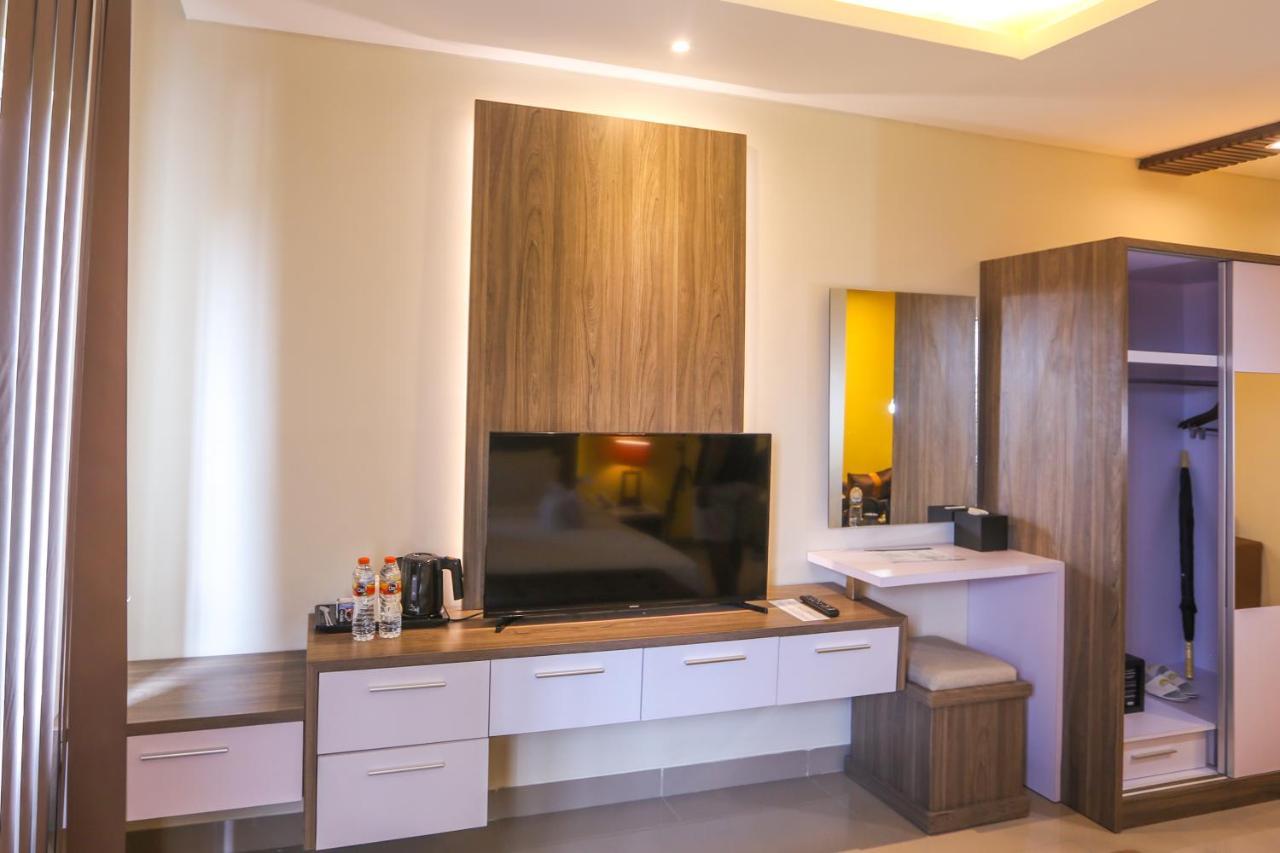 Canggu Dream Village Hotel And Suites Екстериор снимка
