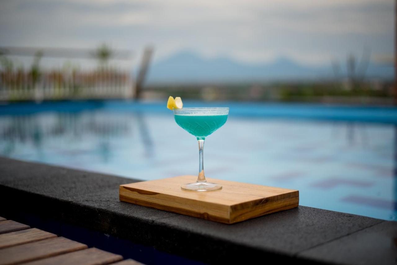 Canggu Dream Village Hotel And Suites Екстериор снимка